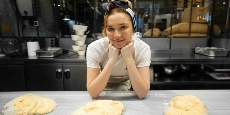 Serra Arıtürk ‘Veliaht’taki Karakter için mutfağa girdi