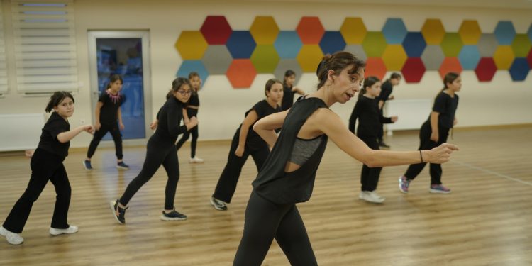 Sanat dolu yaz tatili başlıyor