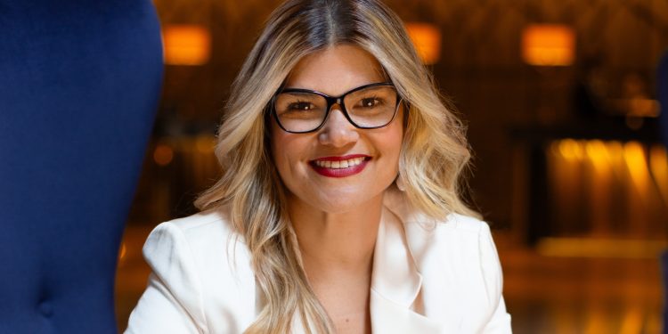 Ankara HiltonSA’nın İlk Kadın Genel Müdürü Ferah Diba Yağan oldu