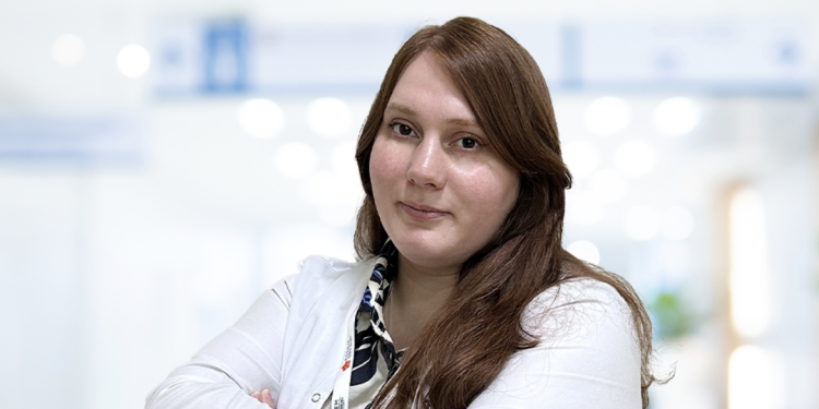 İç Hastalıkları Uzmanı Dr. Narmın Huseyınzada : “Termometreler Yükseliyor Sıcaklar Başınızı Döndürmesin, Güneş Çarpmasına Dikkat”