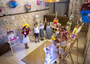 Çocukların hayal gücü sergileniyor