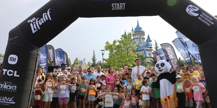 Eskişehir’de Eti Lifalif 6. Uluslararası Yarı Maraton Heyecanı başladı