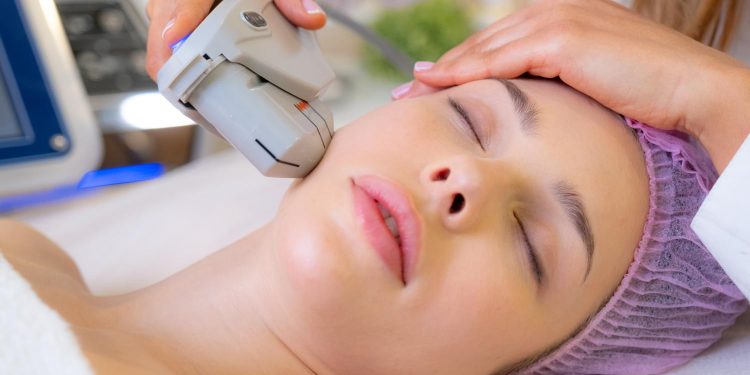 Dr. Asel Seda Bal: Kök hücre ile 8-10 yaş gençleşmek mümkün