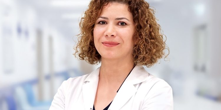 Doç. Dr. Nihal Seden Boyoğlu: Gırtlak kanseri vakalarının yüzde 95’inden fazlası sigarayla ilgili