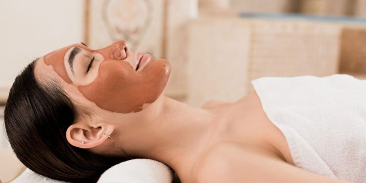 En İyi 8 Kırmızı Kil Maskesi