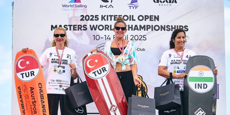 Türkiye ilk kez kitefoil dünya şampiyonasına ev sahipliği yaptı