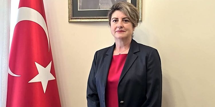 Rodos’ta Türk Başkonsolosluğun 100.üncü Yılında Yeni Atama; Deneyimli Kadın Diplomat Mebşure Taşkın Göreve başladı/Fulya Omaç