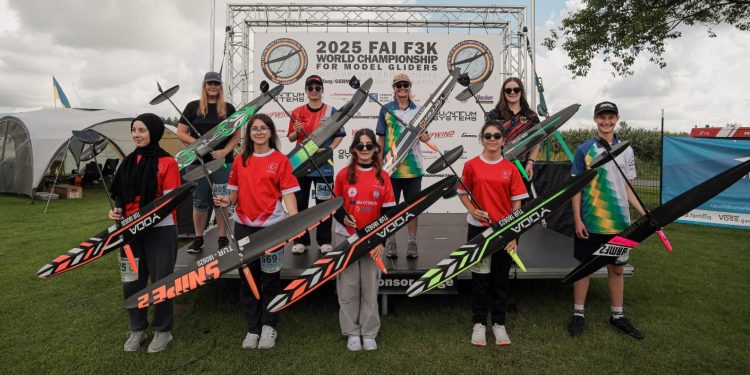 Türk Kızları Havacılık Dünya Kupası’nda İlk üçte