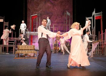 İstanbul Şehir Tiyatroları, Ekim ayında 28 oyunu seyirciyle buluşturuyor