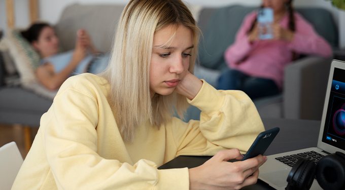 Dr. Sema Bayçın: Sosyal medya bağımlılığı, ruhsal ve bedensel sağlığa etkileri