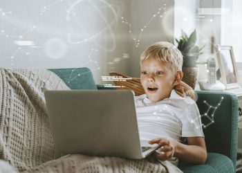 Çocuğunuz ChatGPT ile sohbet ediyor mu? Yapay zeka araçlarını güvenle kullanmak için ipuçları