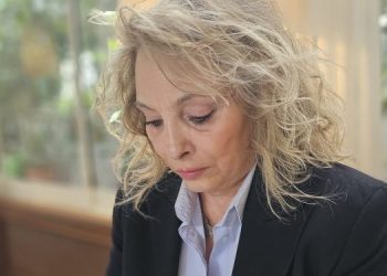Aşkım Tan: Perperişan