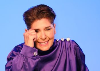 Cansever müzik piyasasına ateş püskürdü: “Gerçek Sanatçılara Değer Vermiyorsunuz!”