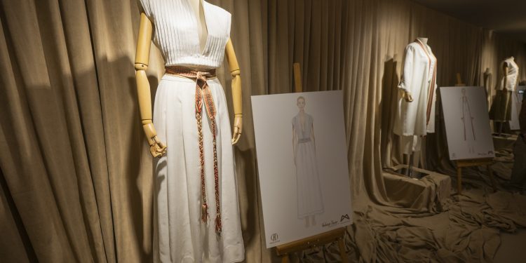 Mersin Dokumaları Kıyafet sergisi