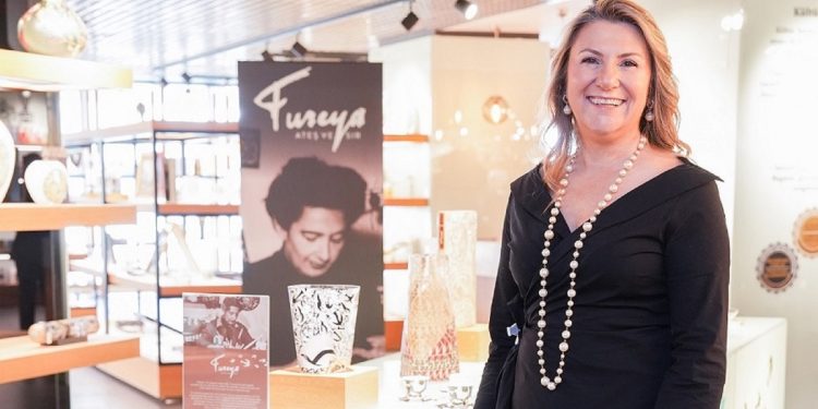 Camın ateşi ve seramiğin sırrı