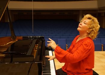 Sezon perdeleri Gülsin Onay’ın büyüleyici müziğiyle açılıyor