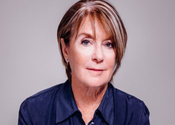 Toplum odaklı performans sanatının öncülerinden feminist sanatçı Suzanne Lacy İstanbul’da