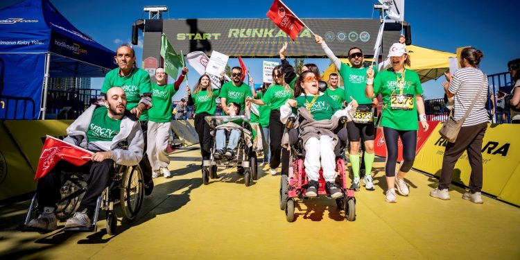 Uluslararası Runkara yarı maratonu, başkentte rekor katılımla tamamlandı