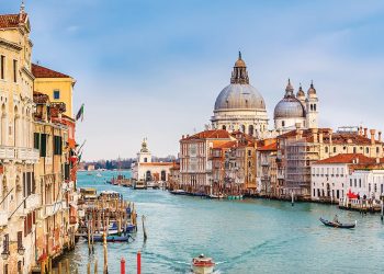 Jetler Özge ve Salih için havalanacak!