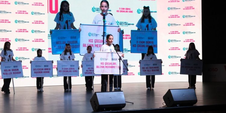 Kocaeli’de Dünya Kız Çocukları Günü Kutlandı; “Kızlar Güçlenirse Dünya Güçlenir”