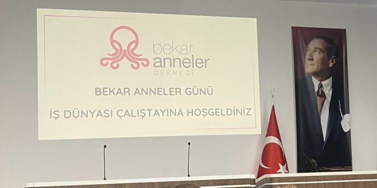 Bekar Anneler Derneği iş dünyası çalıştayı