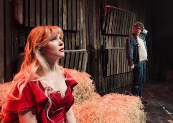 “Fareler ve İnsanlar”ın galası ünlü isimlerin katılımıyla gerçekleşti