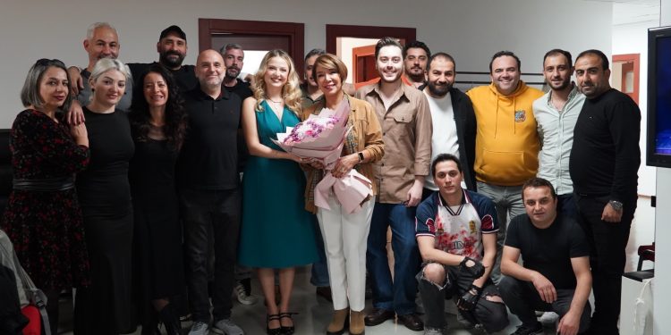 Sırların ortaya çıktığı, gerilim dolu bir gecenin hikayesi “Öksüzler” Seyircisiyle buluştu