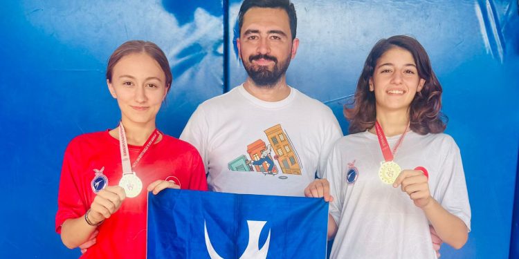 Aliağalı Kadın Taekwondocular zirvede