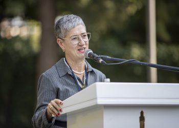 İzmir Uluslararası Edebiyat Festivali başladı