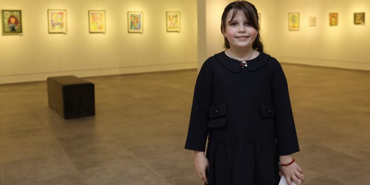 Başak’ın renkleri dünya kız çocukları günü’nde sanatseverlerle buluştu