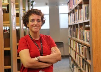 Dr. Öğretim Üyesi Burcu Çevreli: Kış kapıda bir kap su, bir avuç mama hayat kurtarıyor!