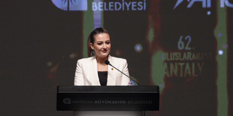62. Uluslararası Antalya Altın Portakal Film Festivali en “kalpten” haliyle merhaba dedi