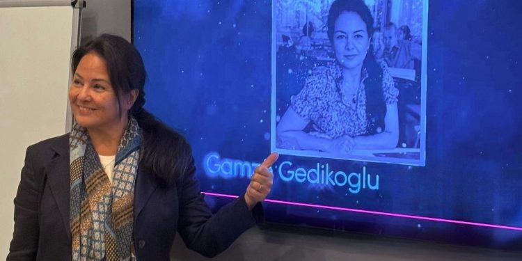 Bir Cumhuriyet Kadınından Uluslararası başarı