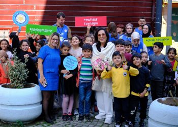 Türkan Şoray TEGV’in 30. yılına anlam kattı: “Eğitim bir toplumun geleceğini aydınlatan en güçlü ışıktır”