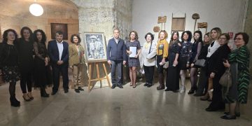 “Güneşin Dokunduğu Yer” Sergisi Avanos Güray Müzesi’nde Sanatseverlerle buluştu/Günsu Saraçoğlu