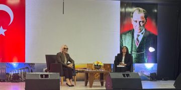 Nizip Ticaret Odası kadın girişimcileri düzenlenen Milas Zeytin Festivali kapsamında gerçekleştirilen “Kadın Girişimciler Söyleşisine katıldı. Program, TOBB Kadın Girişimciler Kurulu (KGK) Başkanı Nurten Öztürk’ün söyleşisine katıldı