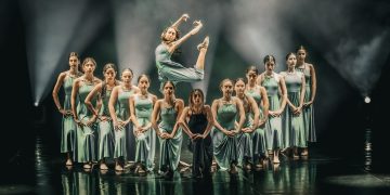 “KADIN” Dans Performansı Son Kez Sahnede: Şiddete Karşı Sanatın Gücü