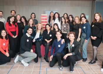 Gençlerin “genç olma” Hakkını destekleyen TEV’den etki araştırması