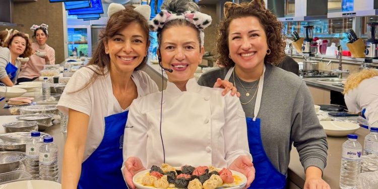 Aydan Üstkanat’tan Patili dostlar için dayanışma etkinliği: “Kafkas Mantısı Atölyesi”