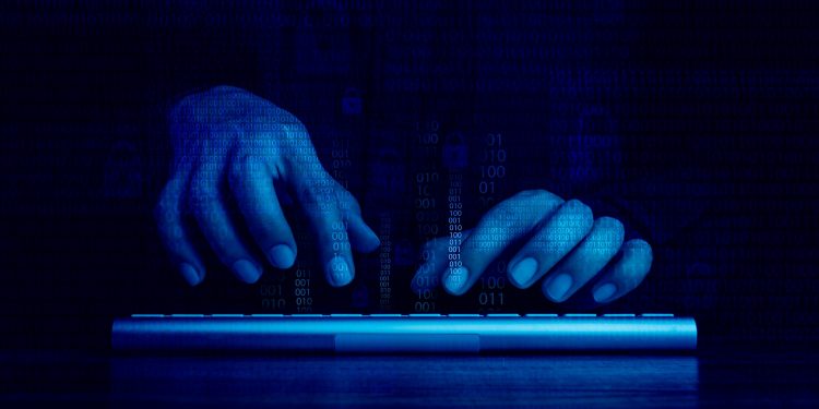 Gölge yapay zekâ çalışanlar için kolaylık, şirketler için risk