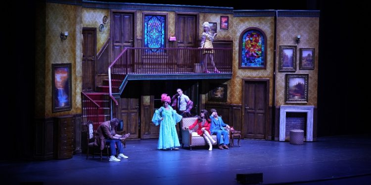 “Oyunun Oyunu” Prömiyerinde perde kahkahaya açıldı!