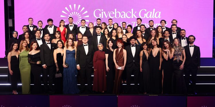 Girişimcilik ve İş Dünyası Ekosistemi Dokuzuncu Kez Giveback Gala’da Bir Araya geldi!