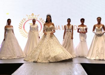 Evlilik Fuarı’nda gelinlik defilesi büyüledi