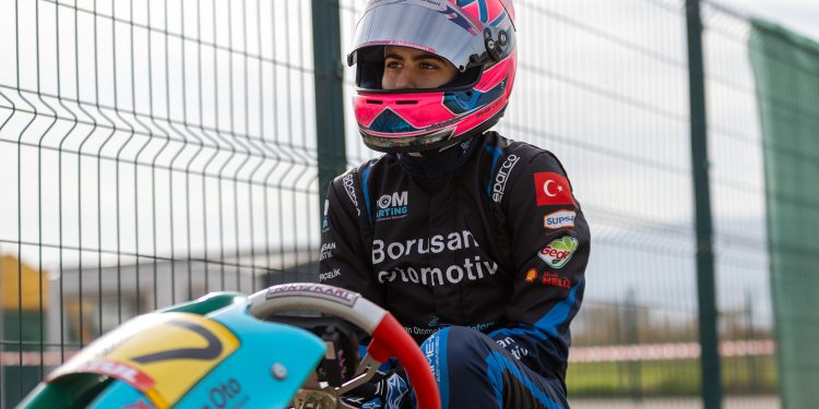 Ayşe Çebi Şampiyona Lideri