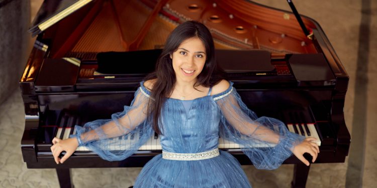ÇEV Sanat’ın Genç Piyanisti Arya Su Gülenç’e  Almanya’dan üç büyük ödül!