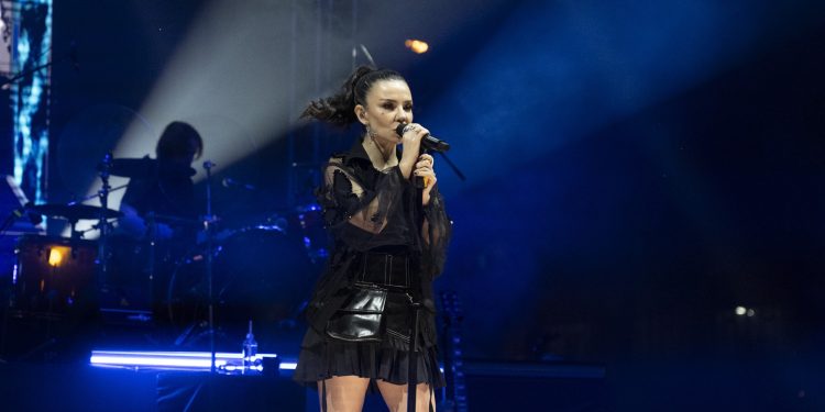 ‘Toprakta tarih, sofrada tat, sokakta neşe’ Fatma Turgut konseri ile taçlandı