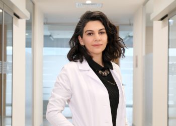 Dr. Öğr. Üyesi Nihal Bahar: Hamilelikteki diş eti problemlerinin sebebi eskiye dayanıyor!