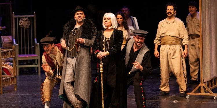 Bakırköy Belediye Tiyatroları (BBT), Kasım Ayında Sanatseverleri Leyla Gencer’e bekliyor