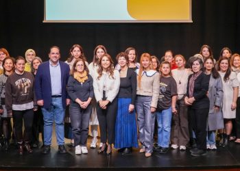 Teknosa, “Kadın için Teknoloji” projesinde   2025 yılında 4 binden fazla kadına dokundu