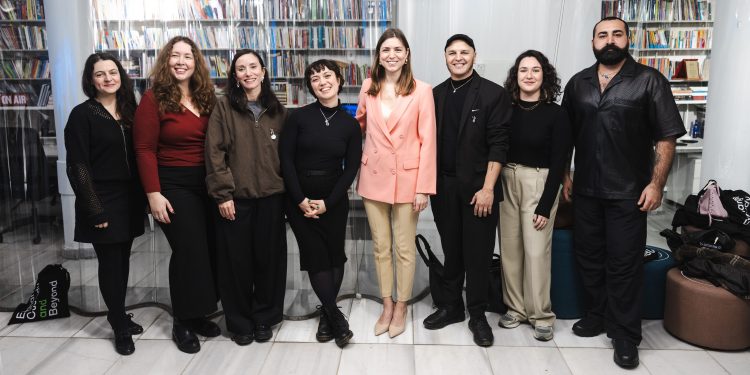 “Sanatta Yaratıcı Bakışlar III”